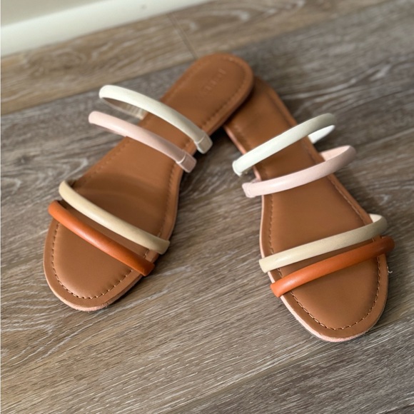 J. Crew Seaside Slide Sandals Neutral. Size 9. Style AO031 - Picture 2 of 5